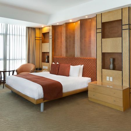 Crowne Plaza Manila Galleria By Ihg Pasig City Luaran gambar