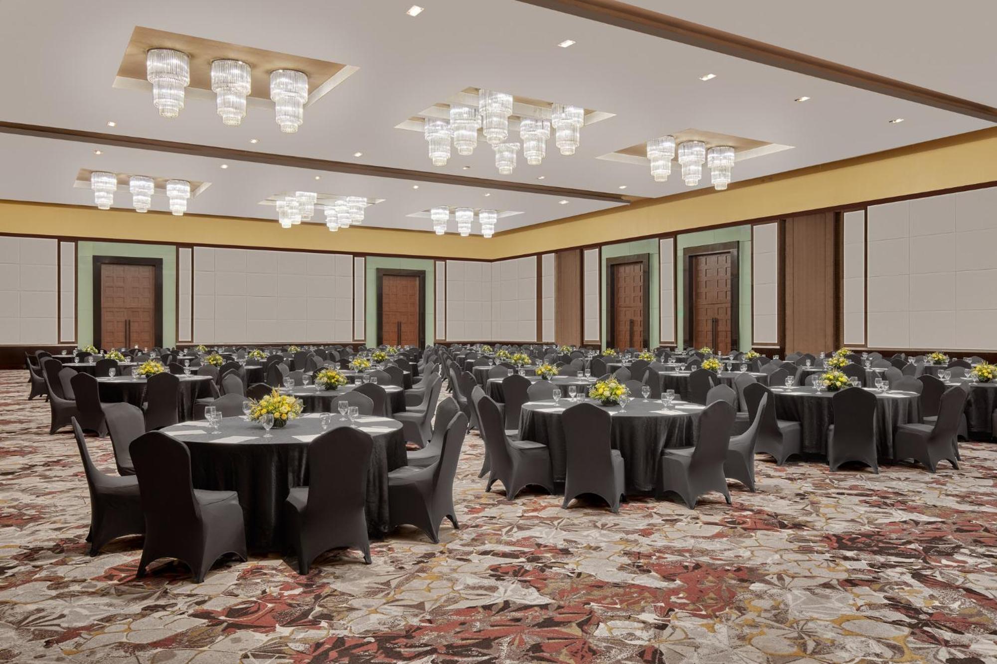 Crowne Plaza Manila Galleria By Ihg Pasig City Luaran gambar